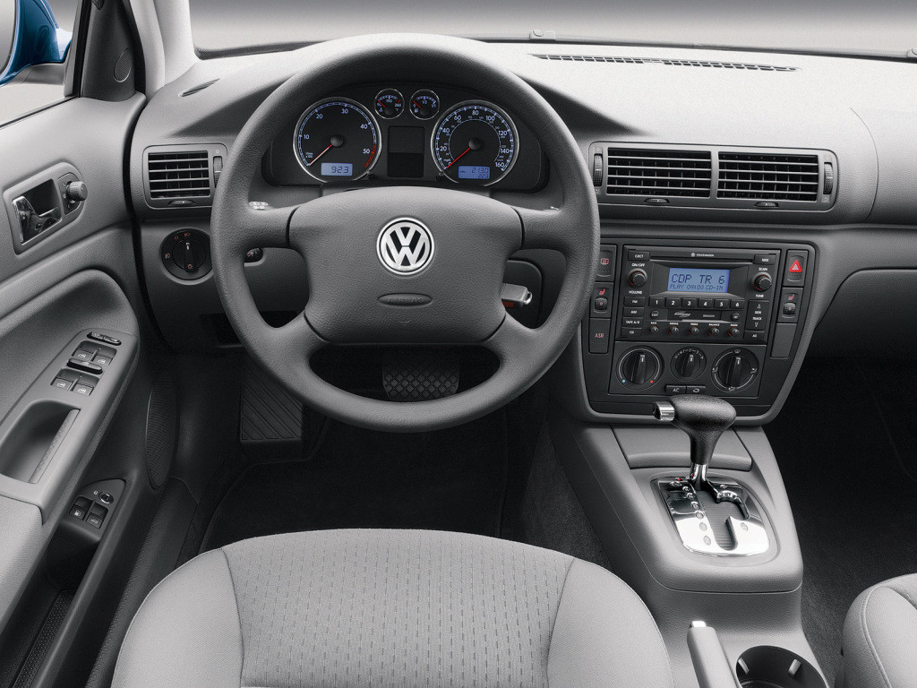 Volkswagen Passat B5 wnętrze